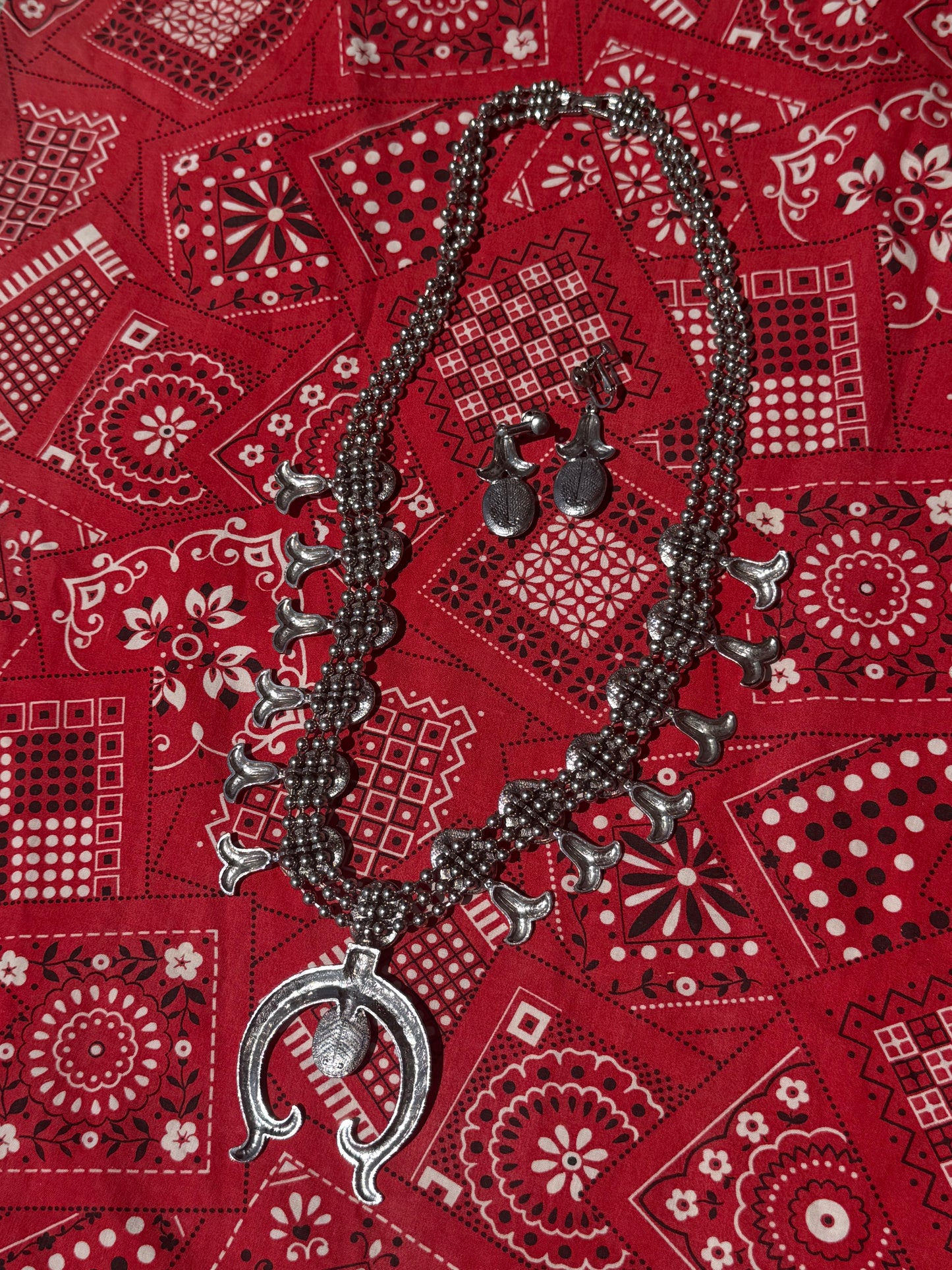 Goldette Faux Squash Blossom Necklace w/ Earrings