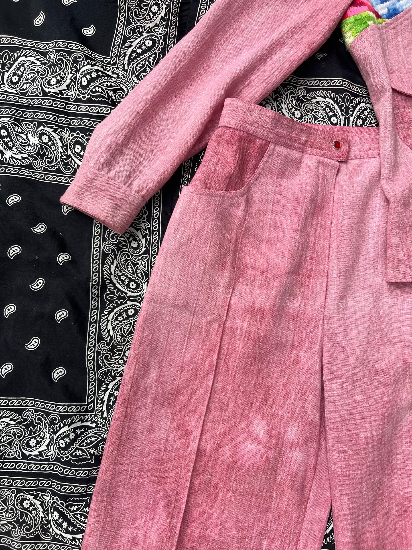 1970s Embroidered Pink Three Piece Set (NL)