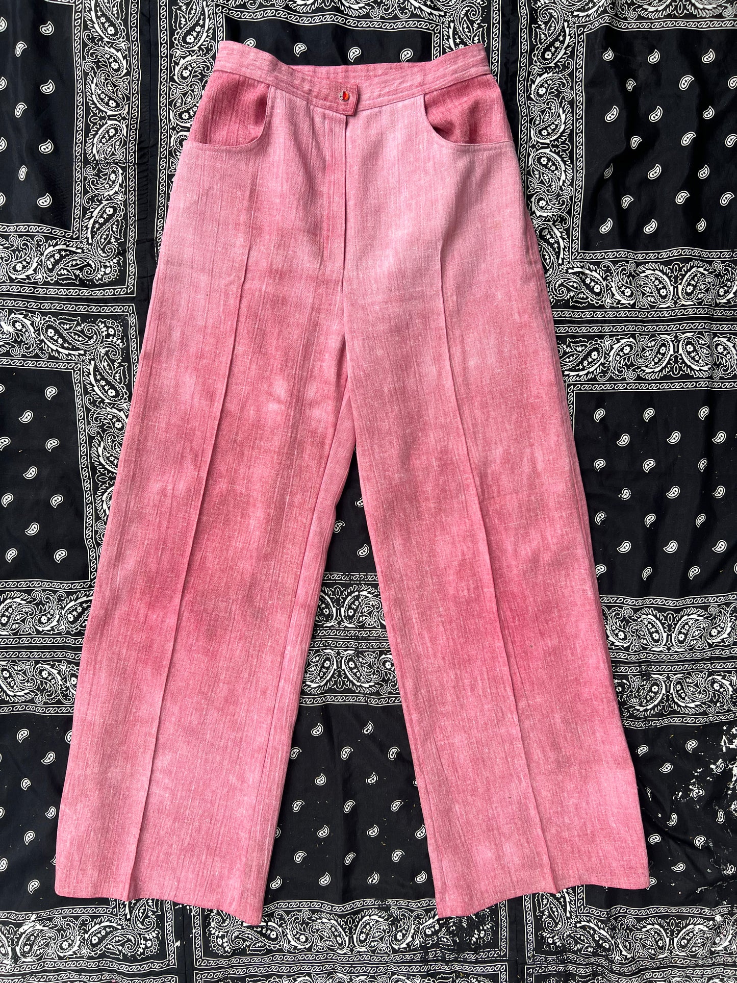 1970s Embroidered Pink Three Piece Set (NL)