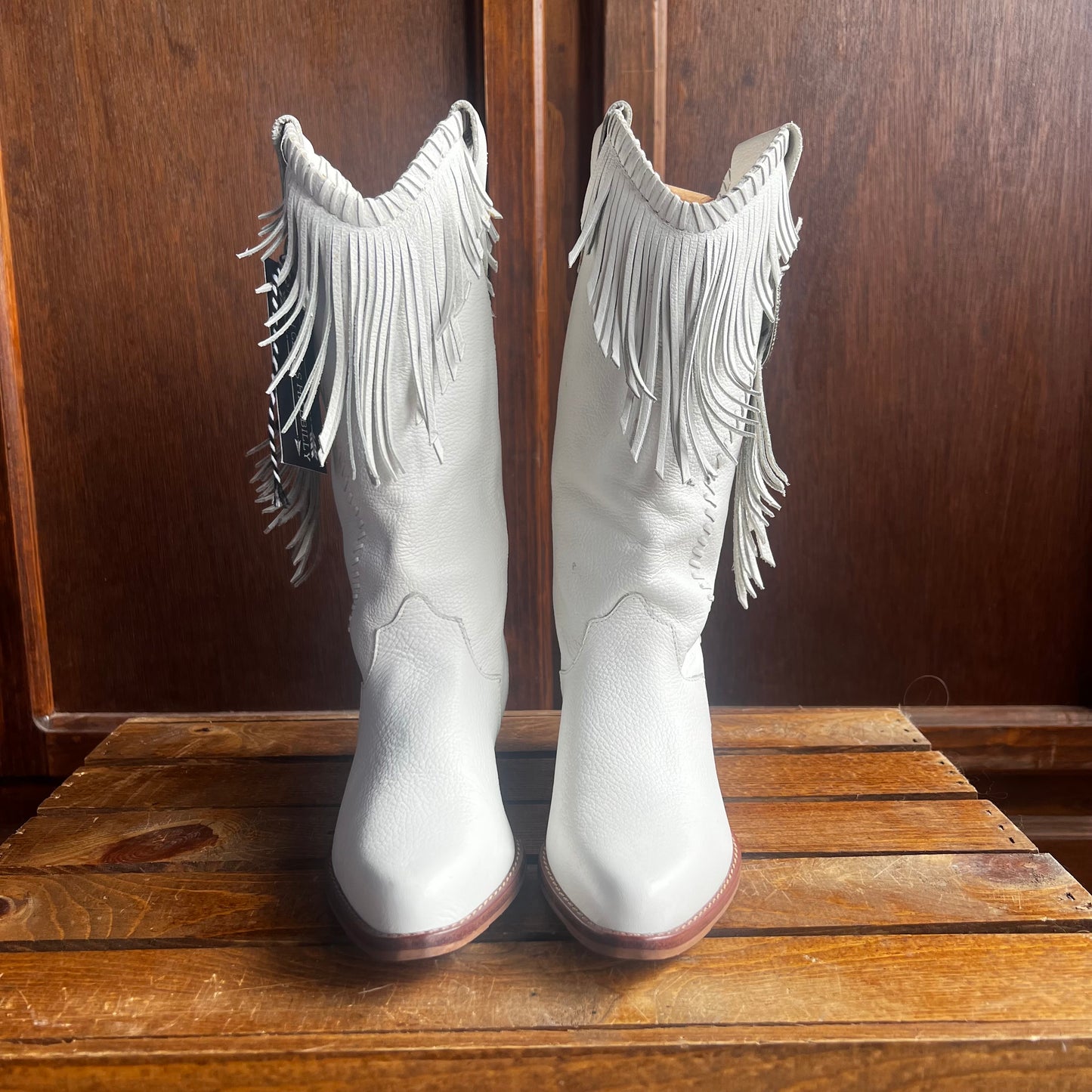 Size 5.5 Circles White Fringe Concho Boots