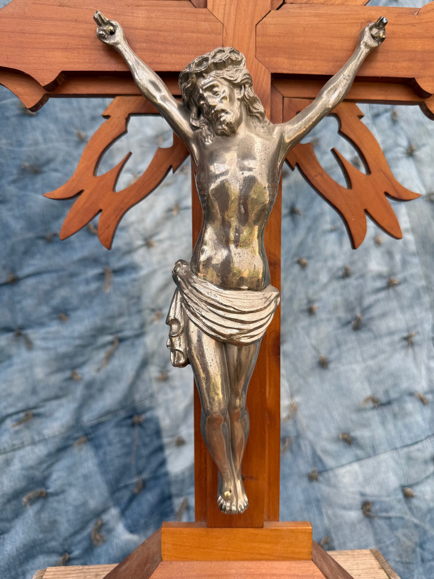 Large Antique Wooden Folk Art Crucifix (C)