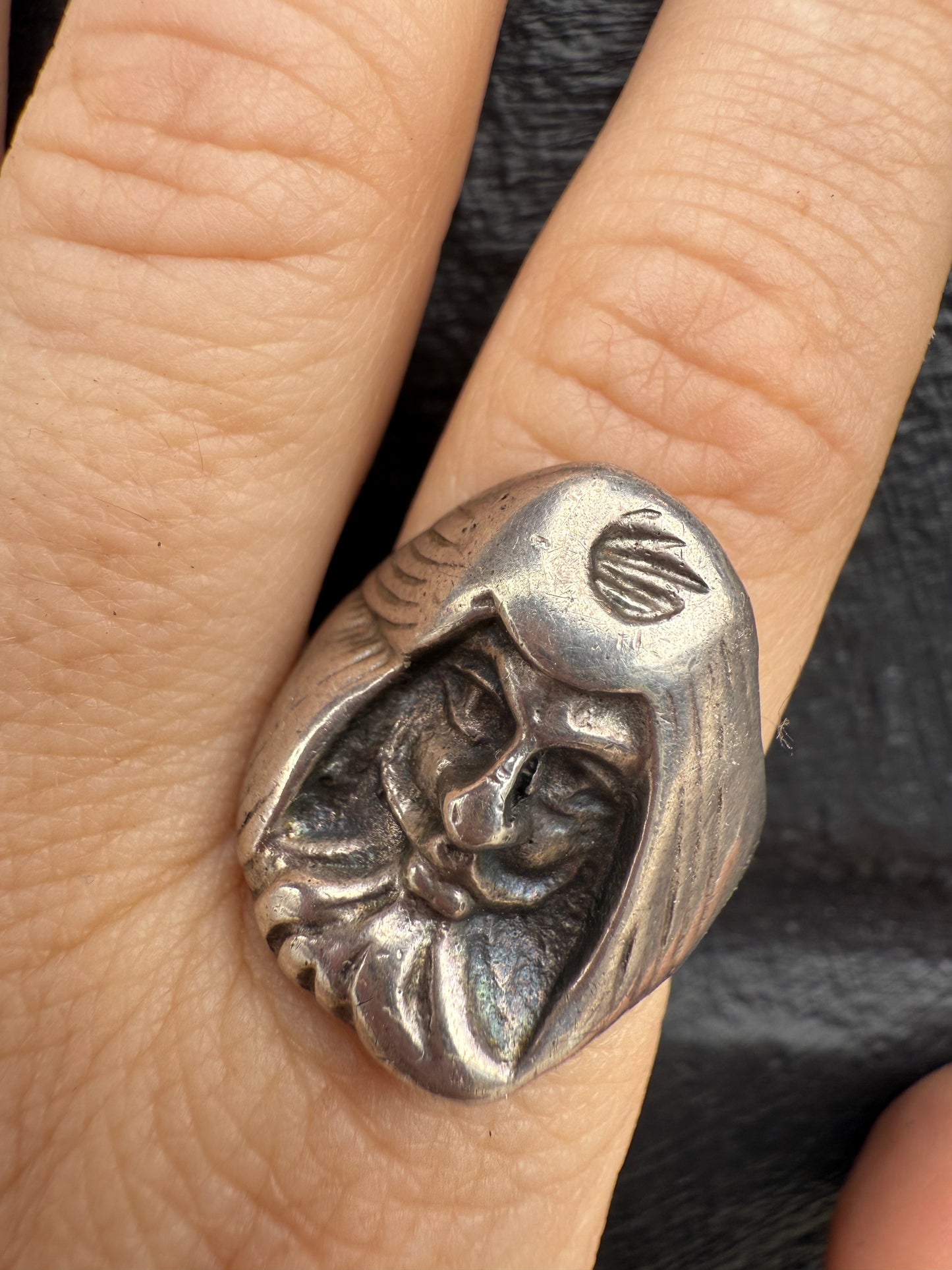 Vintage Art Deco sterling "Turban Man" Sheikh novelty ring (MA)