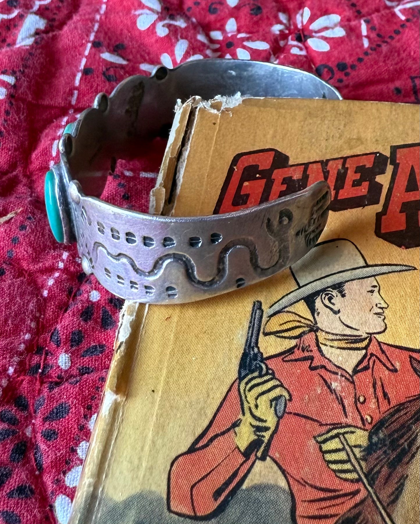 Fred Harvey Green 3 Stone Snakes Cuff (MA)