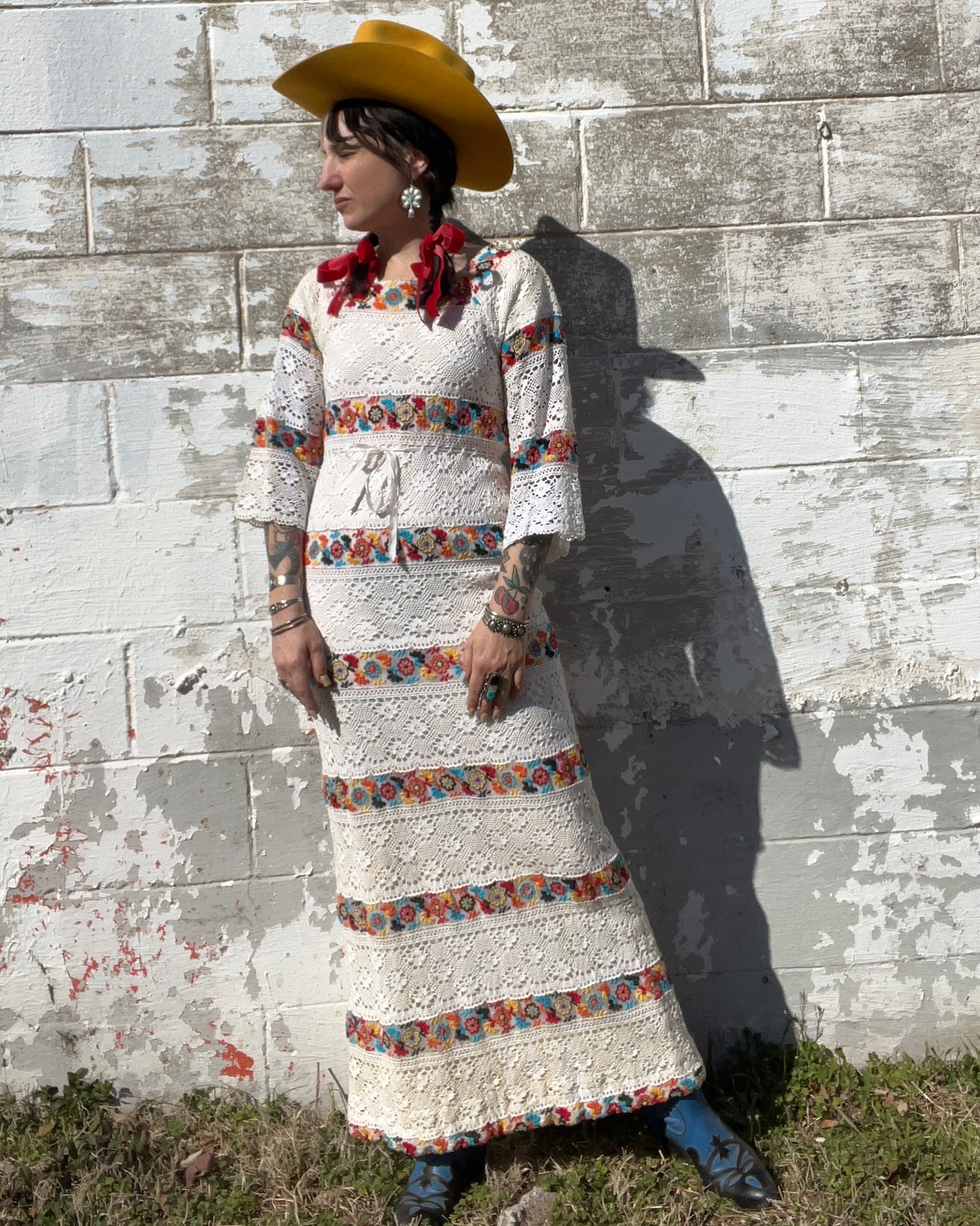 Vintage White Crochet w/Flowers Long Dress