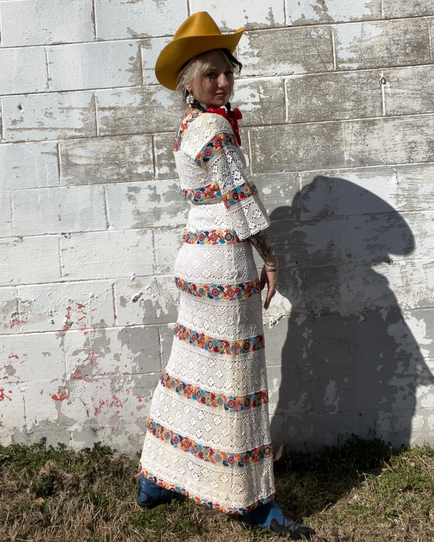 Vintage White Crochet w/Flowers Long Dress