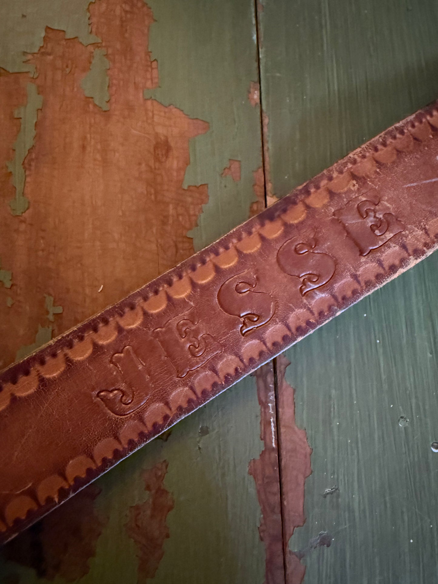 Vintage leather mushroom "Jesse" belt - no buckle (MA)