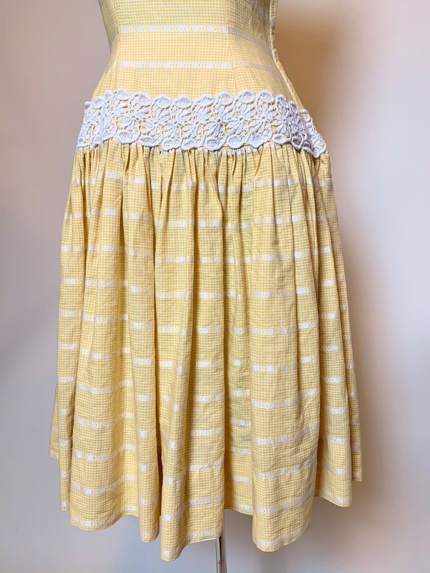 1950s Handmade Marigold & Lace Summer Dress (S)