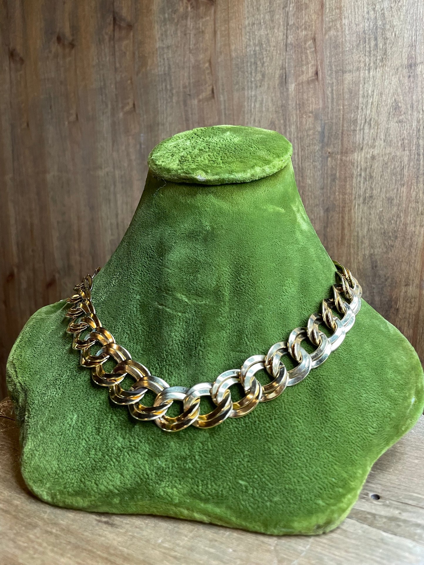 Gold Oversized Chainlink Necklace