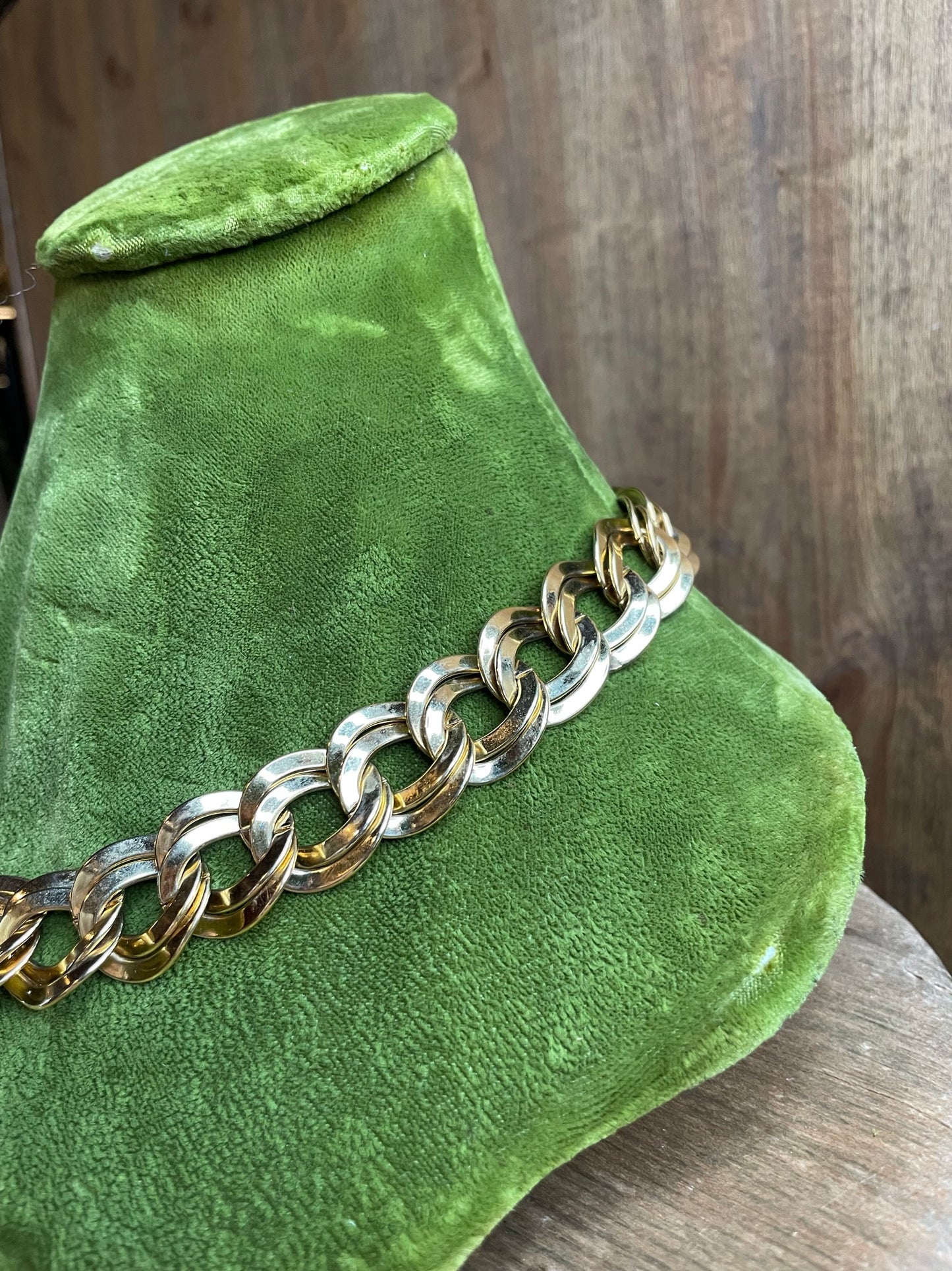 Gold Oversized Chainlink Necklace