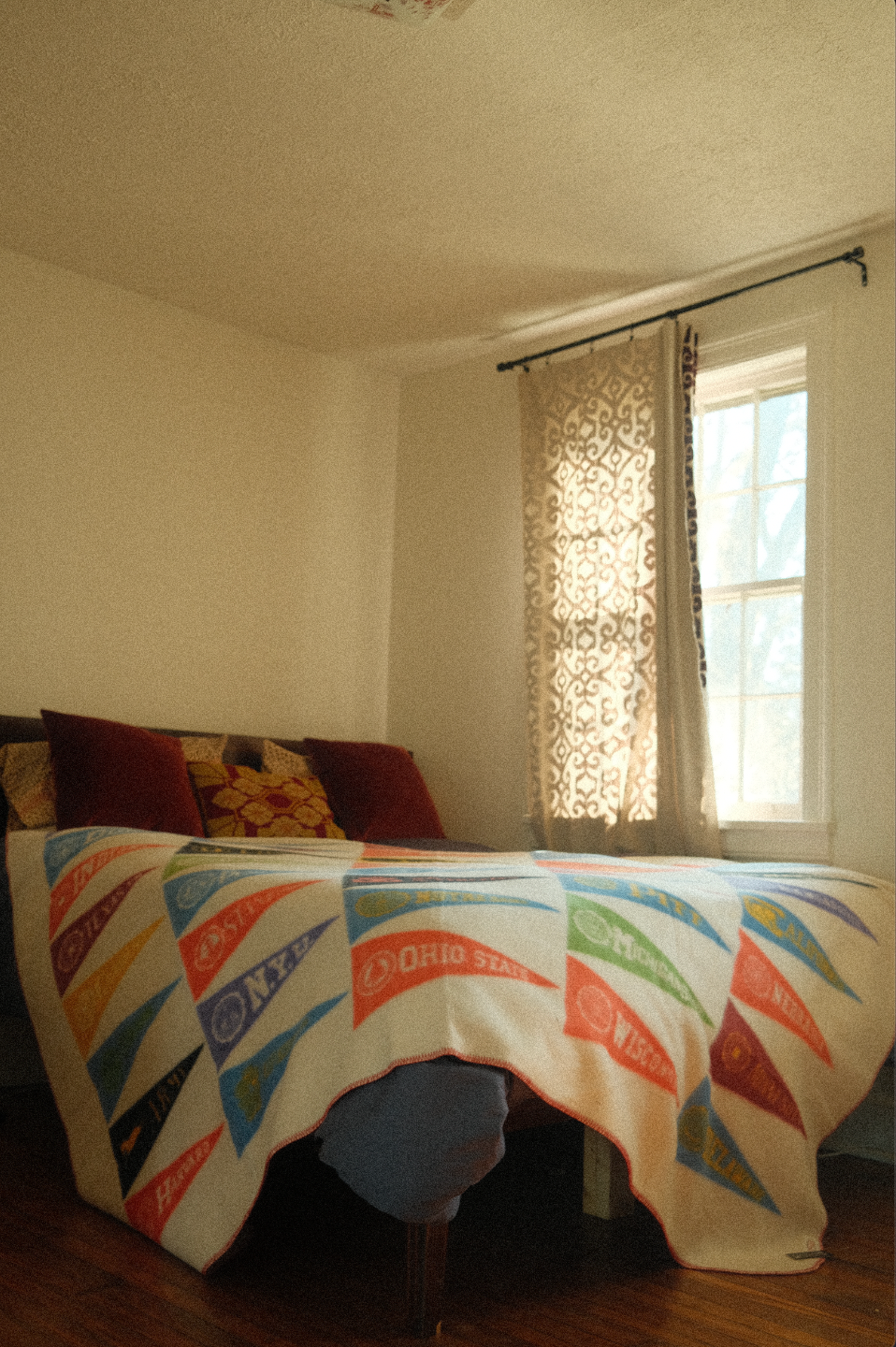 Vtg Wool Collegiate Pennant Flags Chatham Blanket