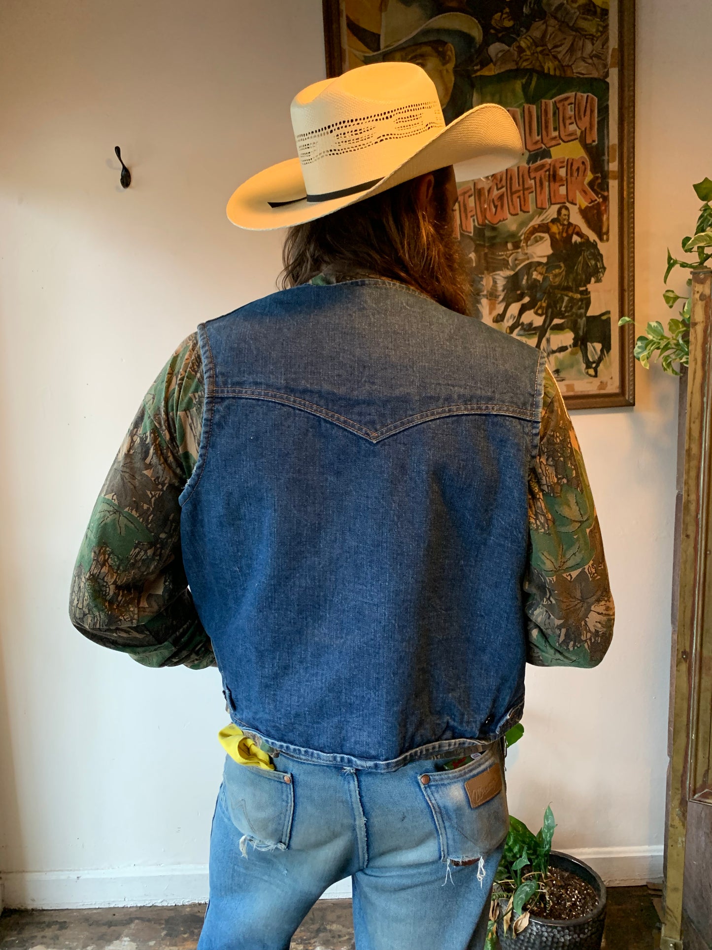 Storm Rider Sherpa and Denim Western Vest (L/XL)