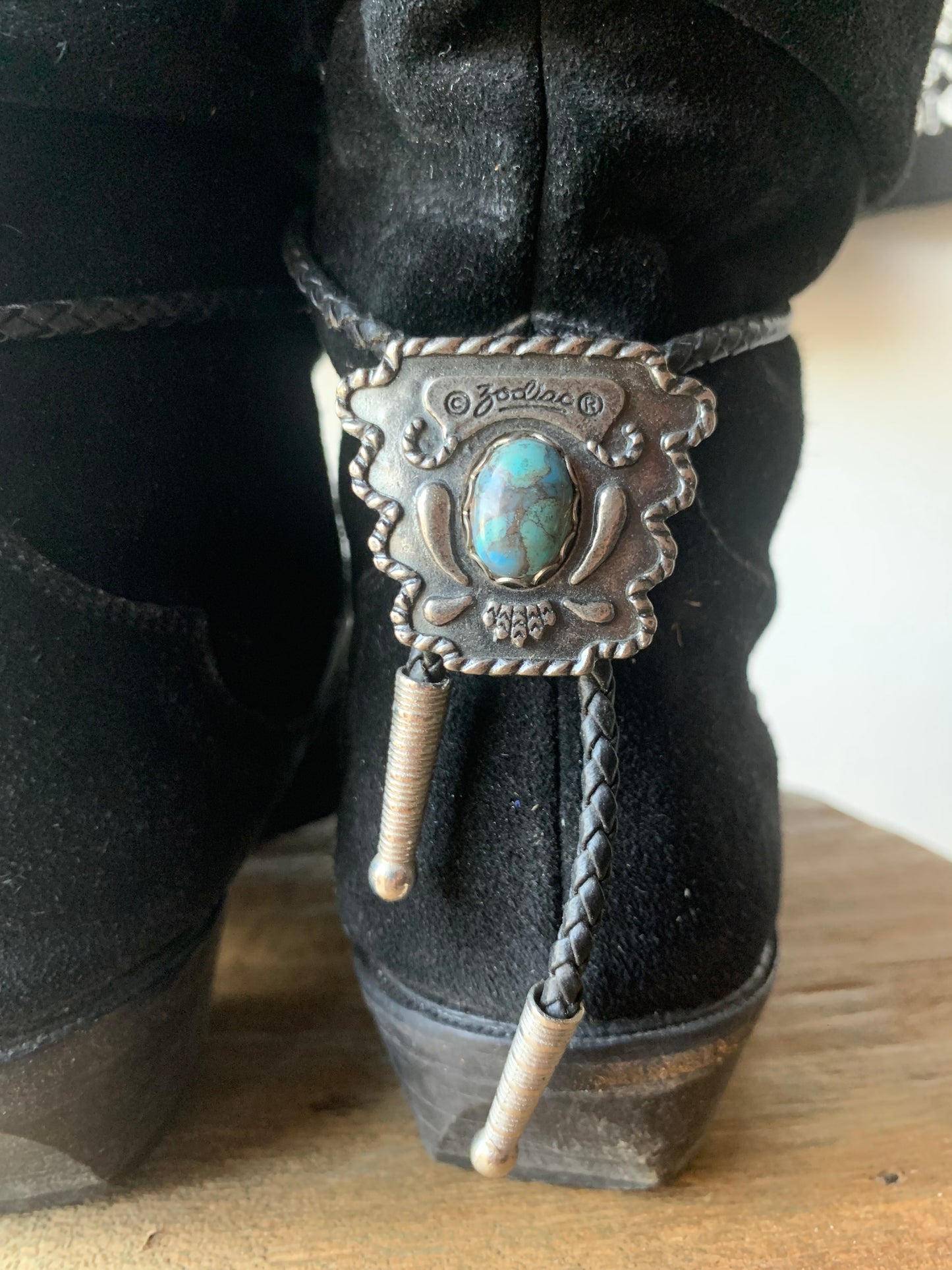 W 7.5 Vintage Black Zodiac Cowboy Boots w/ Turq Bolo Charm